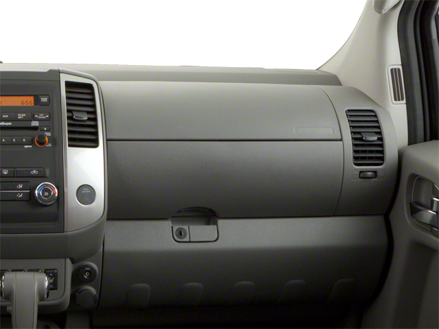 2010 Nissan Frontier LE
