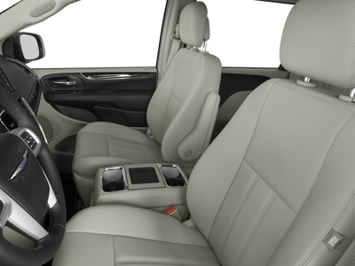 2016 Chrysler Town & Country LX