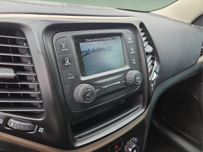 2017 Jeep Cherokee Sport