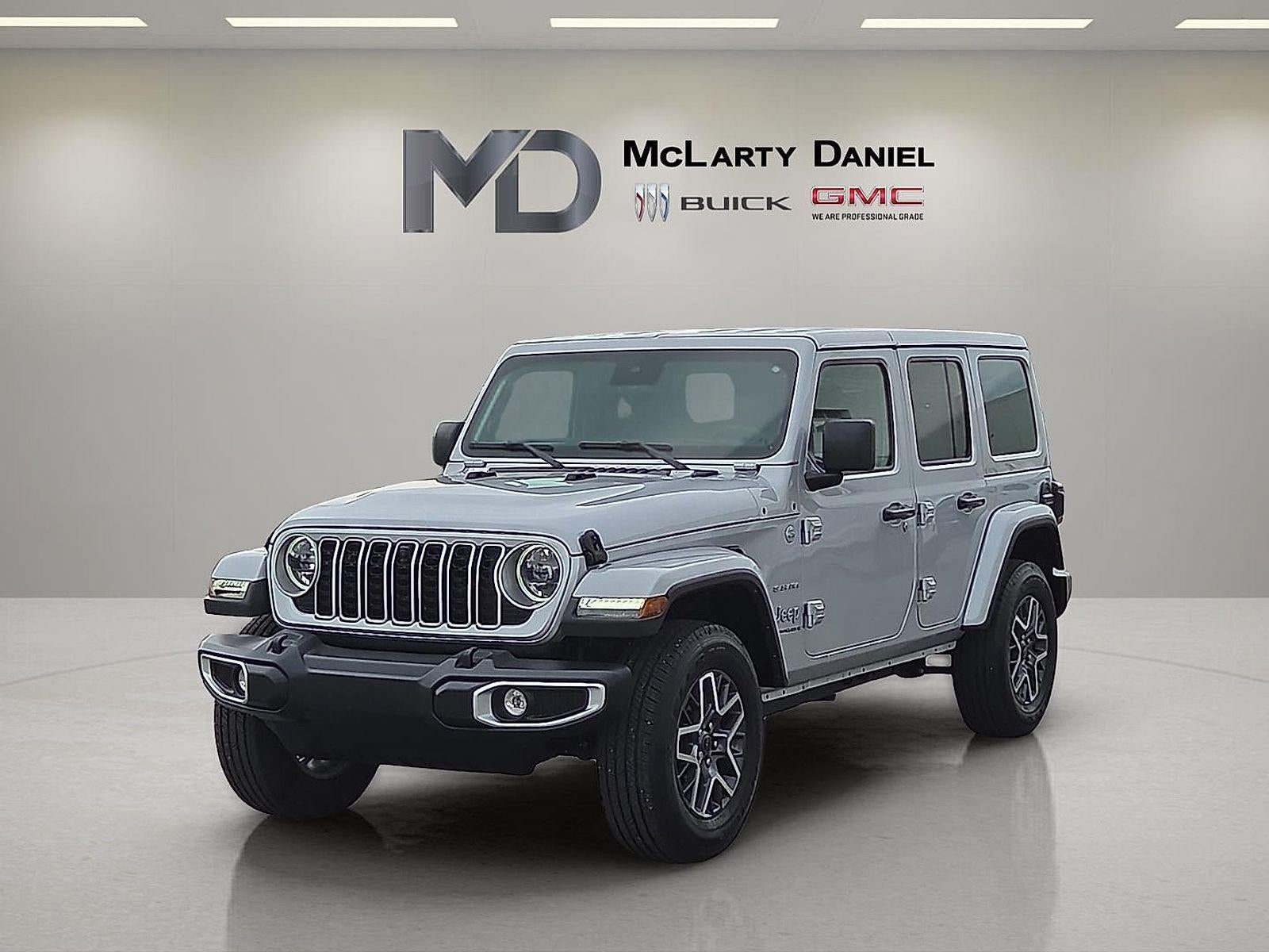 2024 Jeep Wrangler 4-Door Sahara 4x4