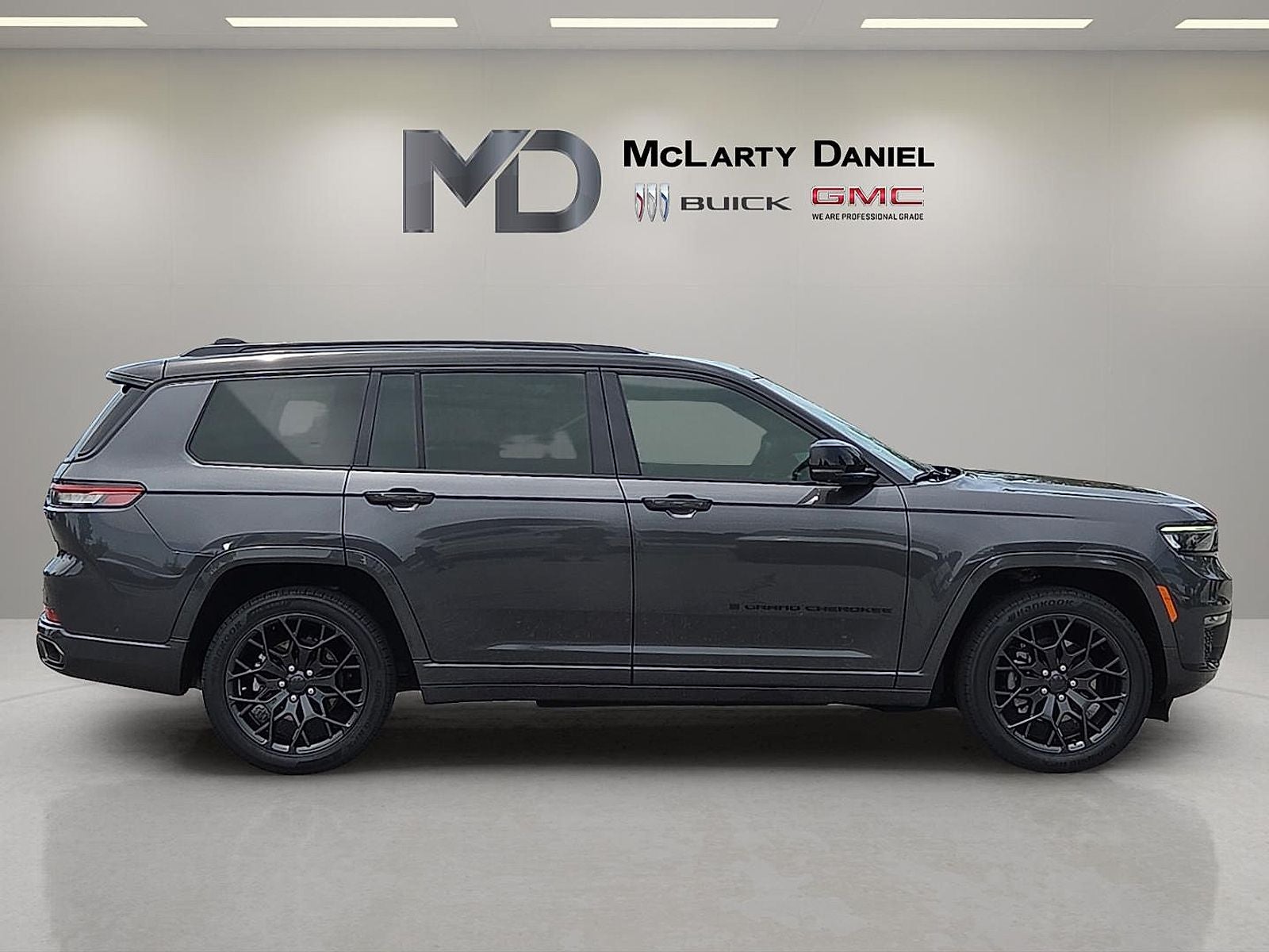 2024 Jeep Grand Cherokee L Summit 4x4