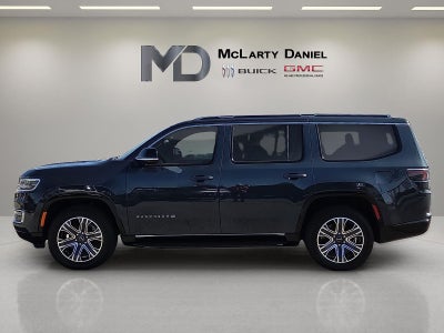 2025 Jeep Wagoneer Base