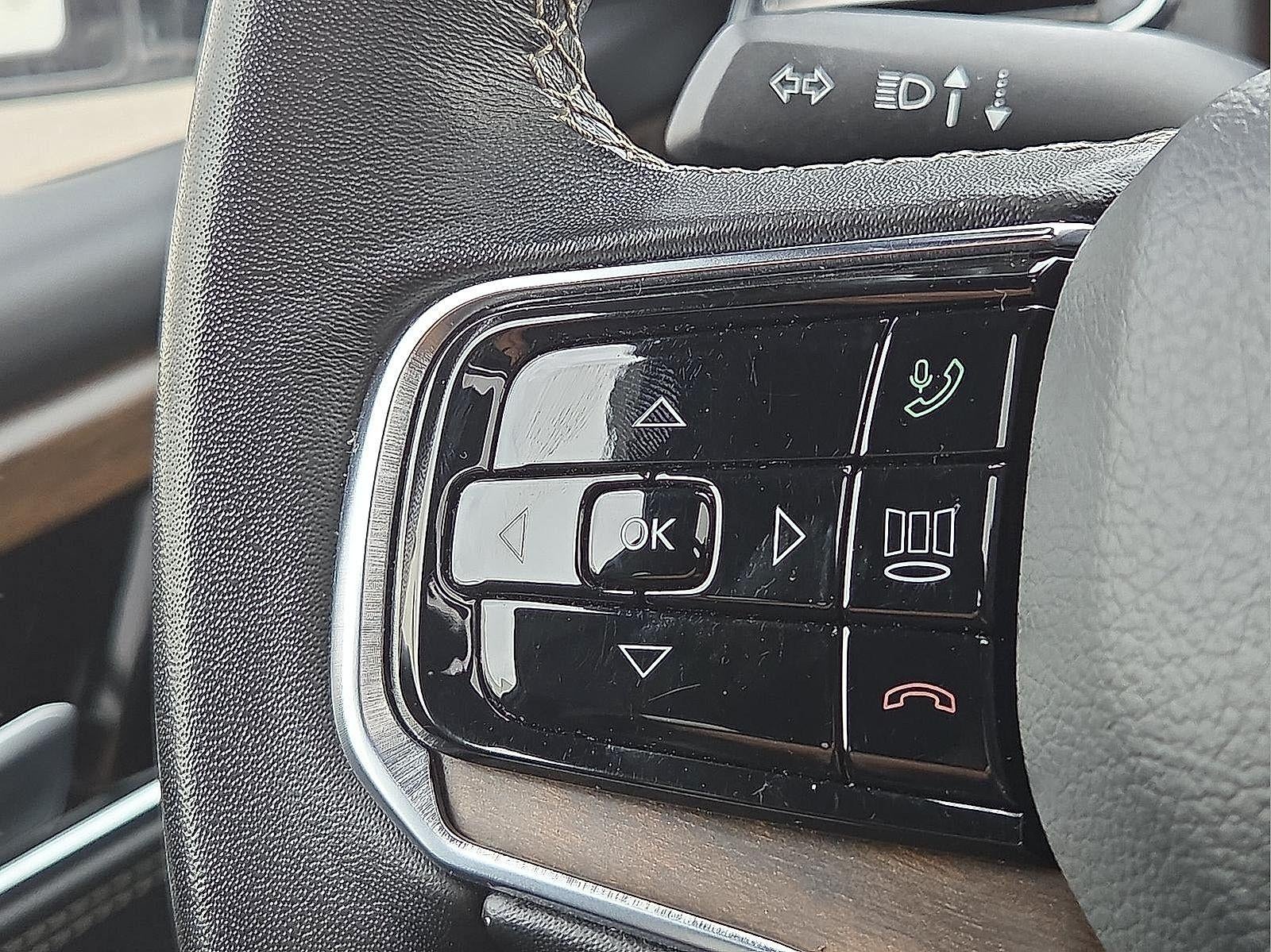 2023 Jeep Grand Wagoneer Base