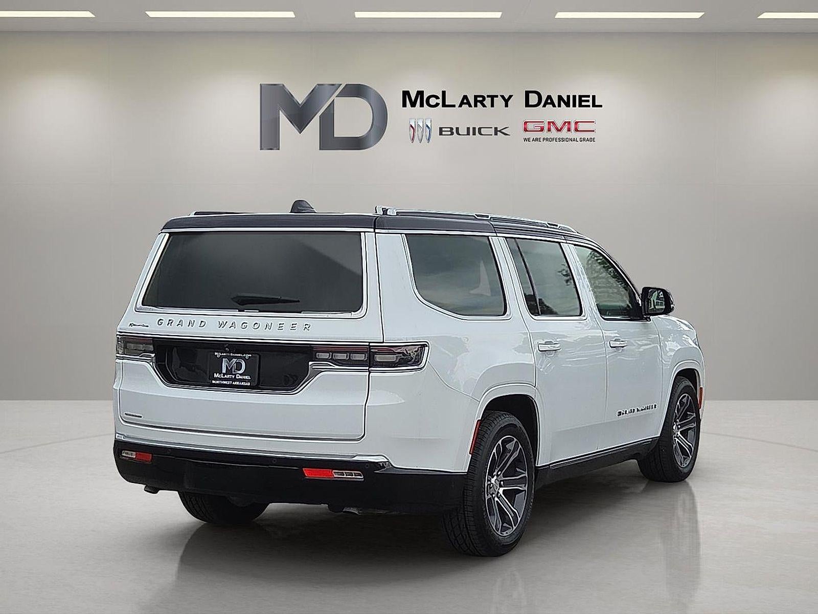 2023 Jeep Grand Wagoneer Base
