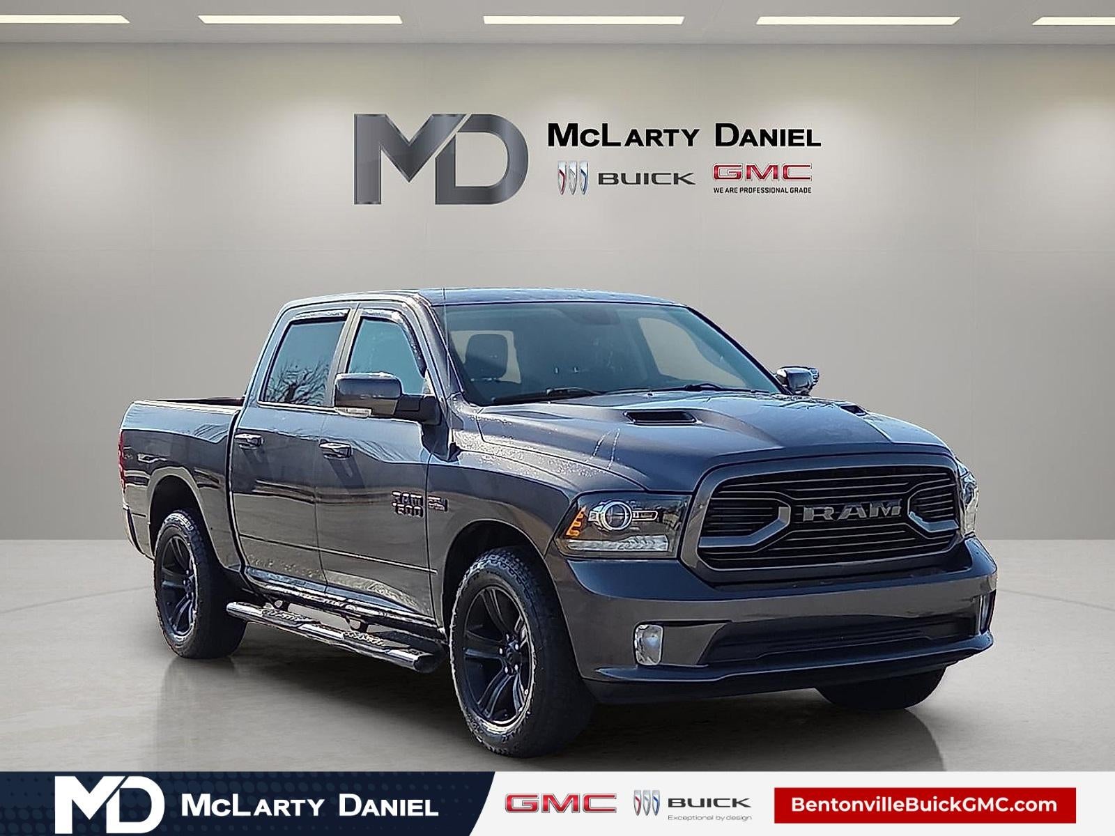 2018 RAM 1500 Sport Crew Cab 4x4 5'7" Box