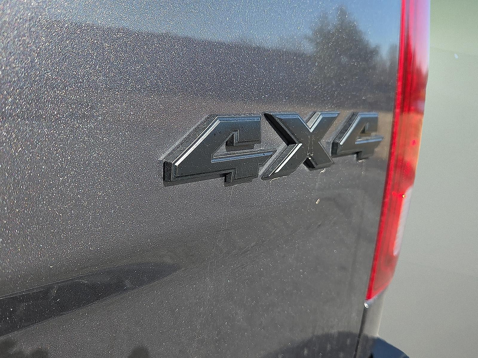 2018 RAM 1500 Sport Crew Cab 4x4 5'7" Box