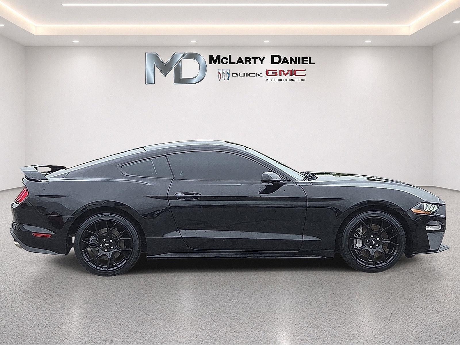 2018 Ford Mustang EcoBoost