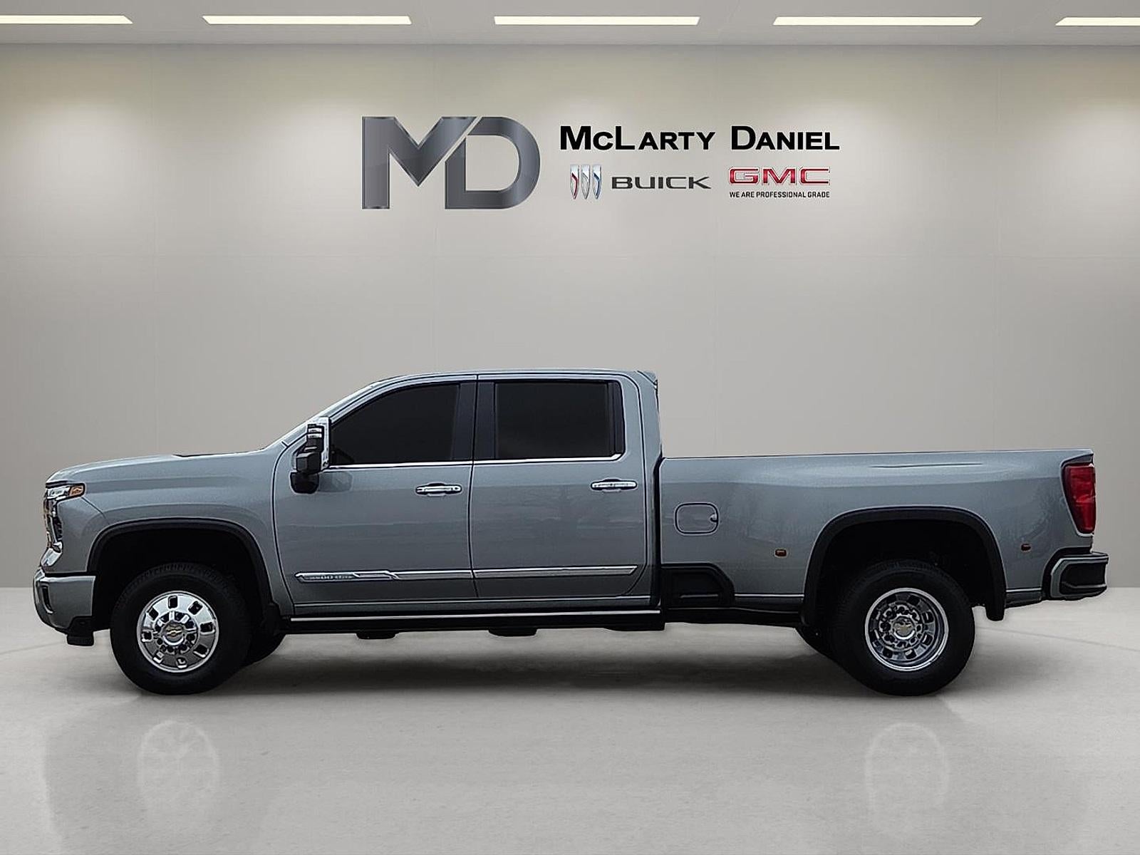 2025 Chevrolet Silverado 3500 HD High Country DRW
