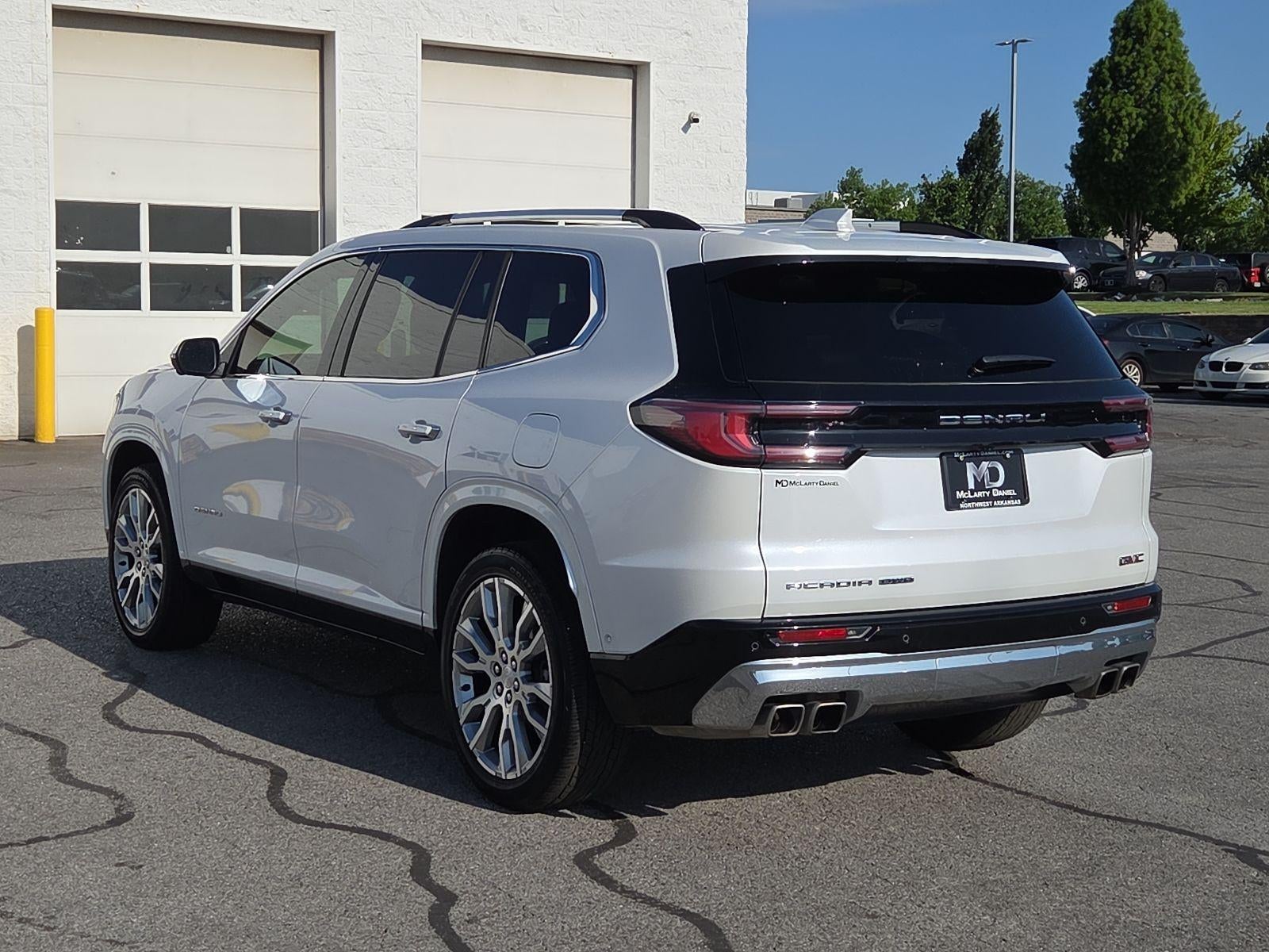 2024 GMC Acadia Denali