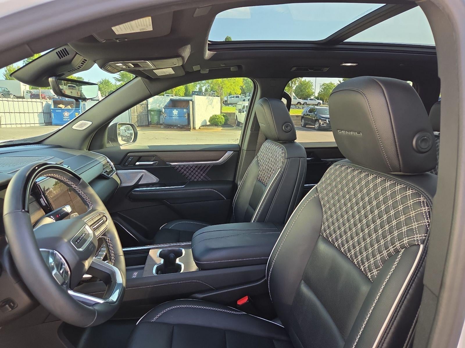 2024 GMC Acadia Denali