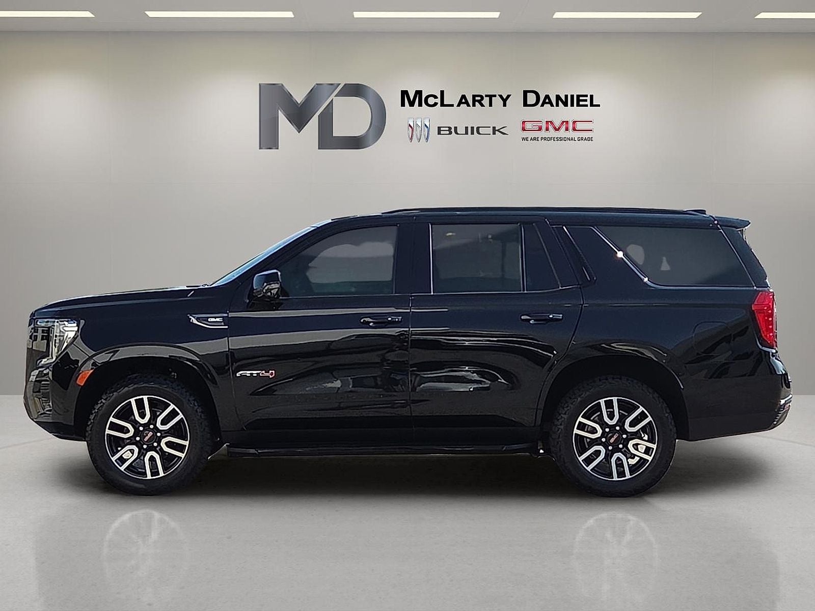 2024 GMC Yukon AT4