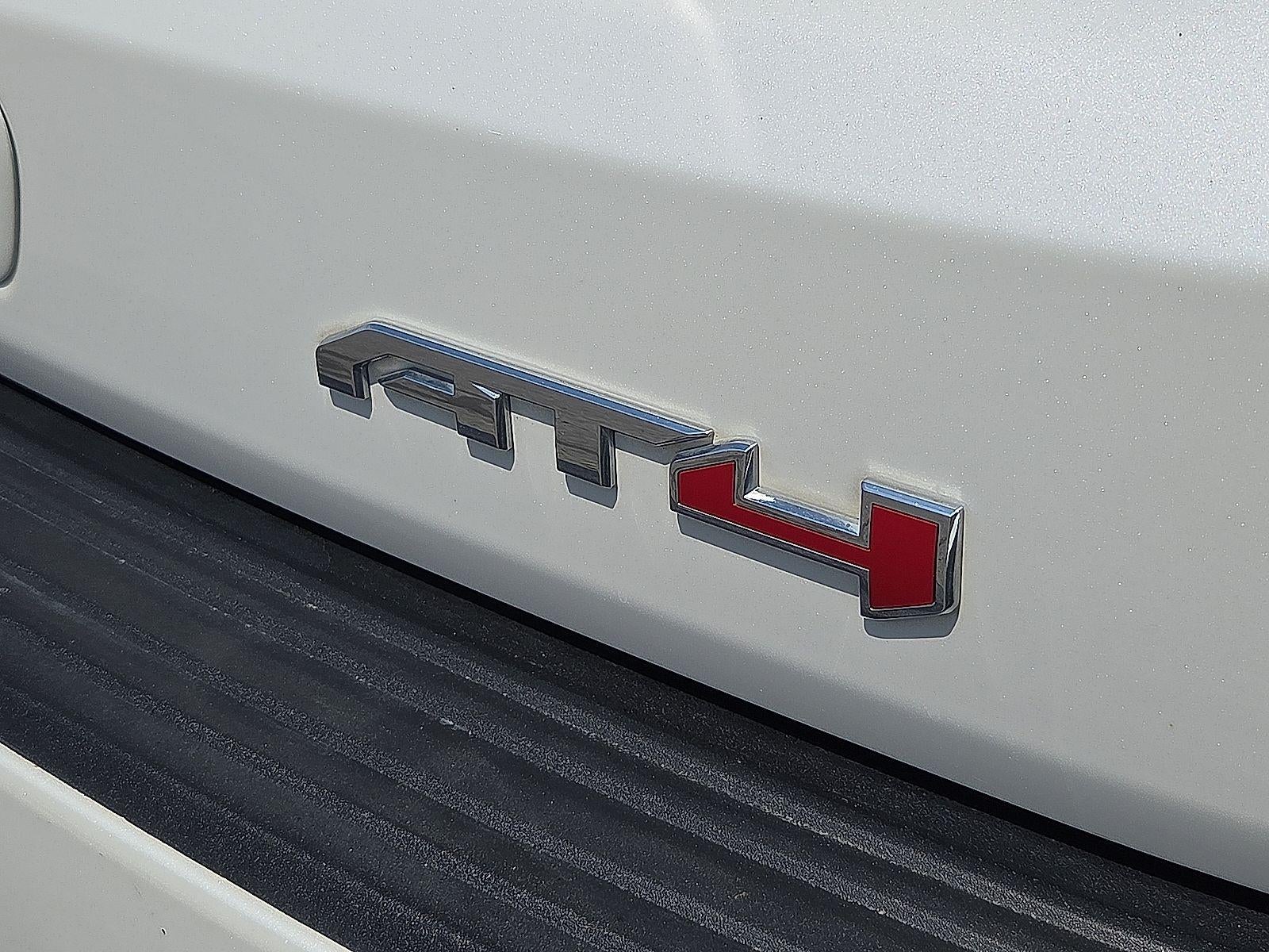 2022 GMC Yukon AT4