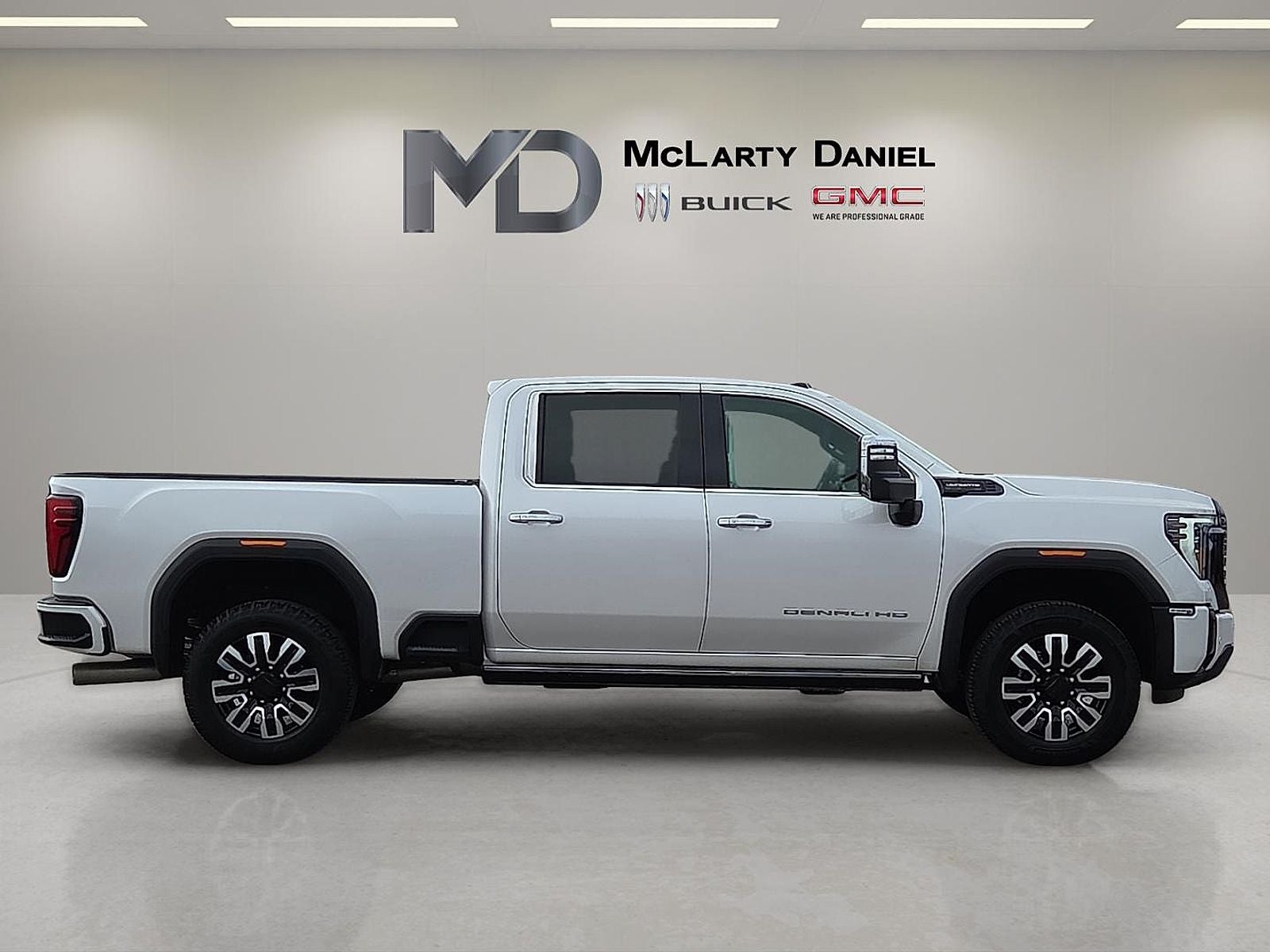 2024 GMC Sierra 2500 HD Denali Ultimate