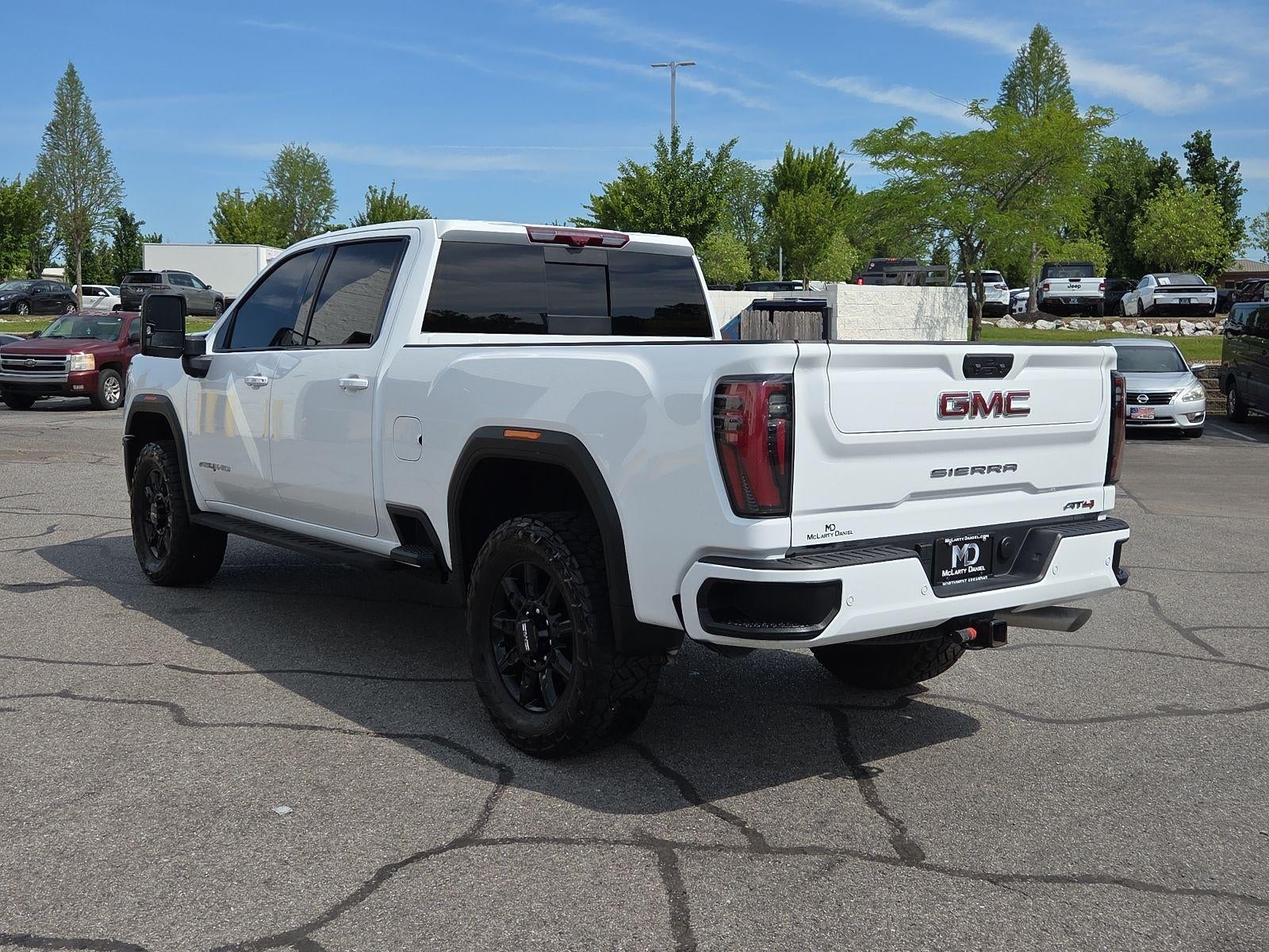 2025 GMC Sierra 2500 HD AT4