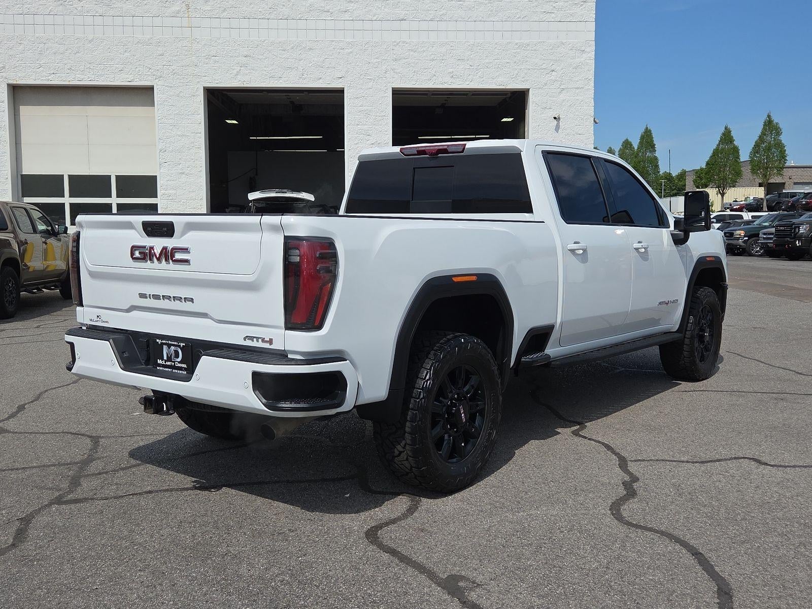 2025 GMC Sierra 2500 HD AT4