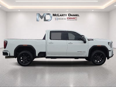 2025 GMC Sierra 2500 HD AT4