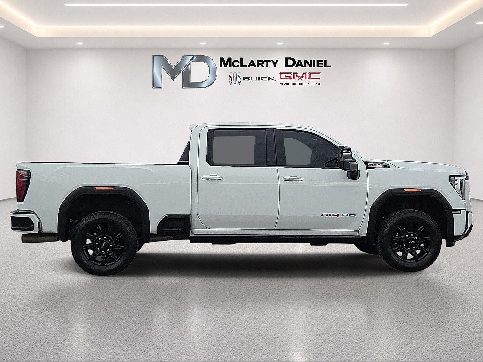 2025 GMC Sierra 2500 HD AT4