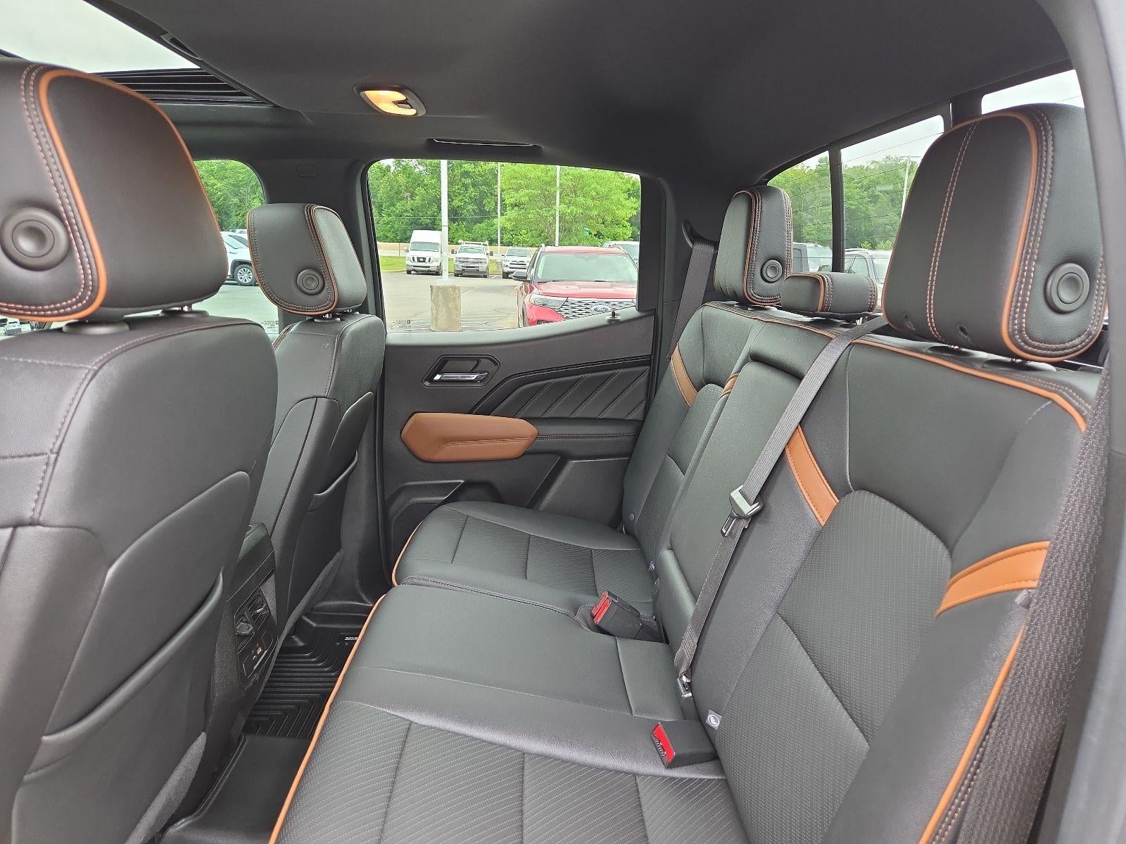 2023 GMC Canyon AT4