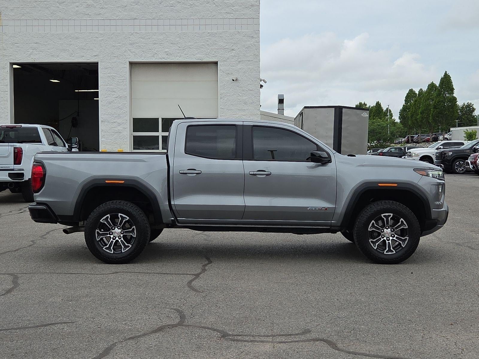 2023 GMC Canyon AT4