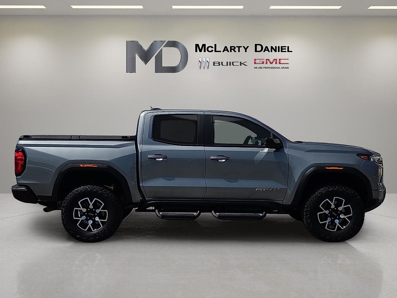 2024 GMC Canyon AT4X