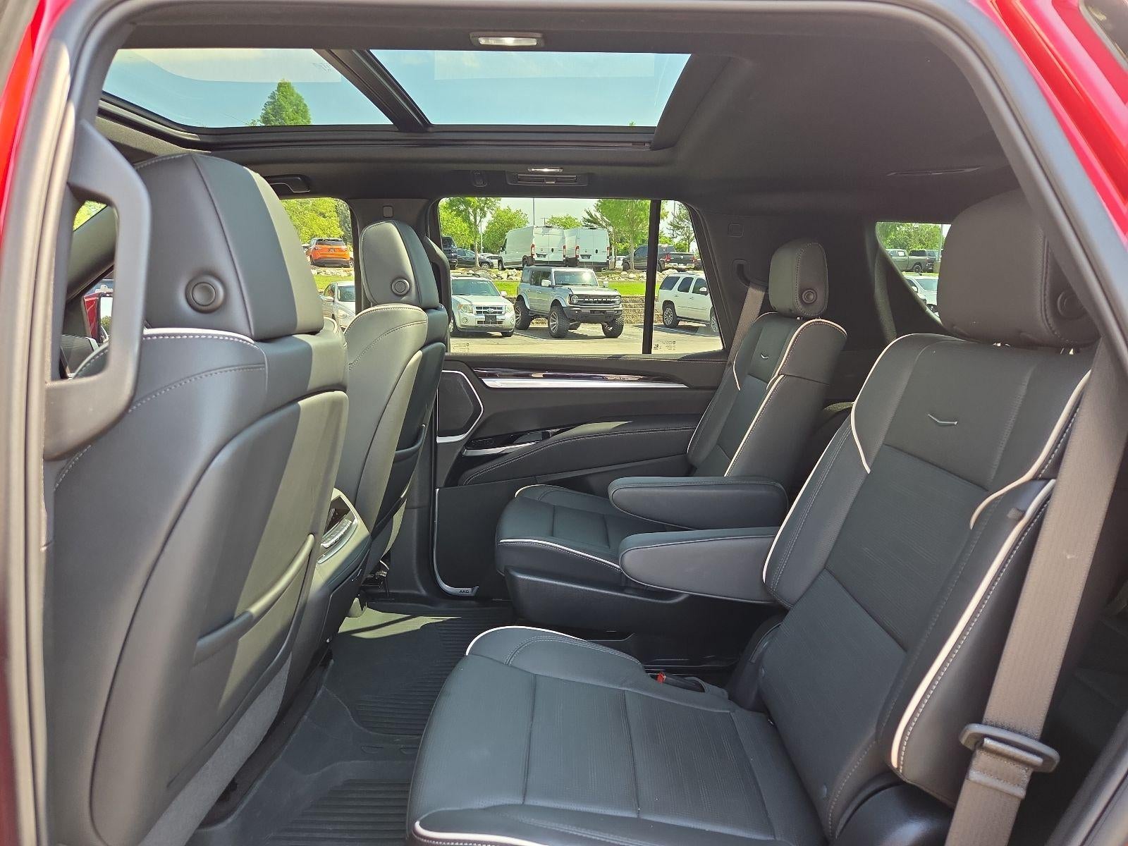 2025 Cadillac Escalade Premium Luxury