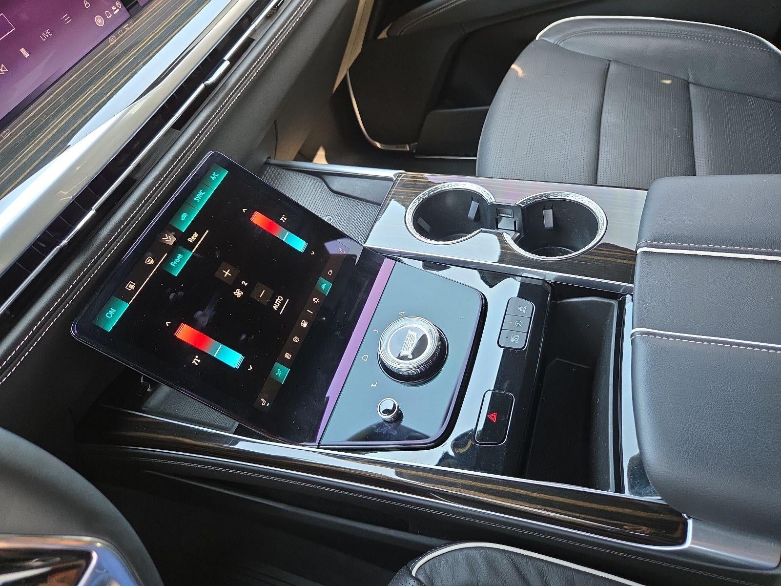 2025 Cadillac Escalade Premium Luxury