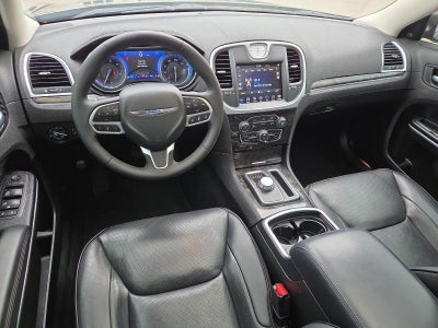 2023 Chrysler 300 Touring L