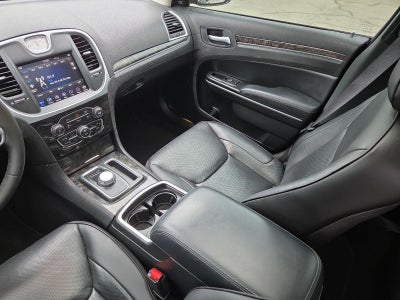 2023 Chrysler 300 Touring L