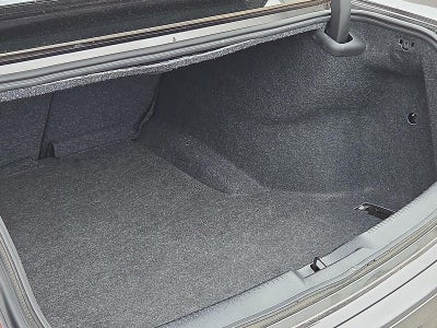 2023 Chrysler 300 Touring L