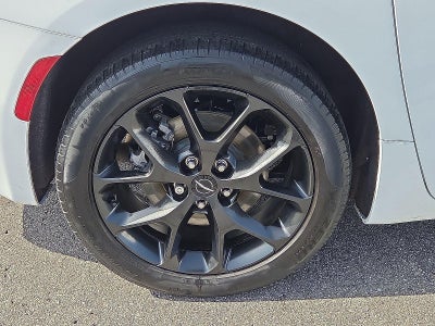 2023 Chrysler Pacifica Touring L AWD