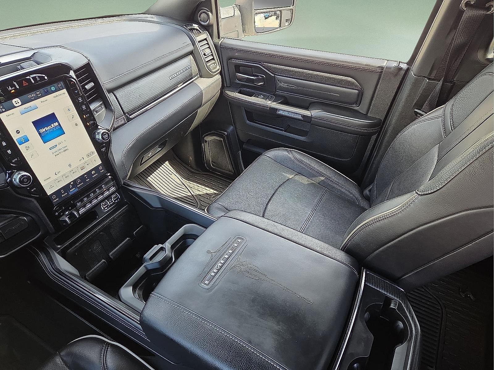 2024 RAM 3500 Limited Crew Cab 4x4 8' Box