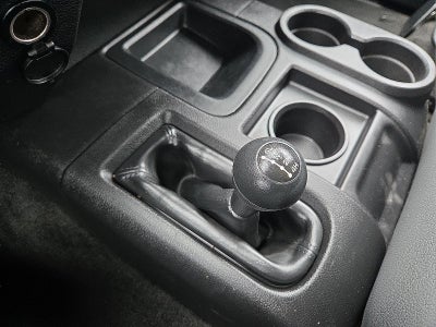 2017 RAM 2500 Tradesman Crew Cab 4x4 6'4" Box