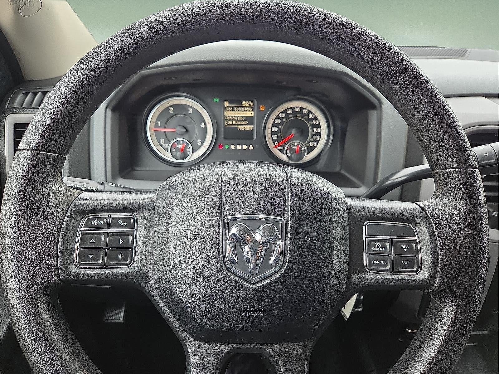 2017 RAM 2500 Tradesman Crew Cab 4x4 6'4" Box