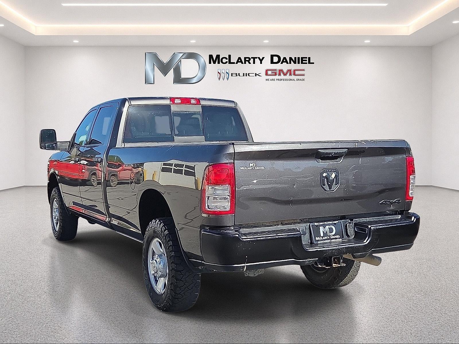 2024 RAM 2500 Tradesman Crew Cab 4x4 8' Box
