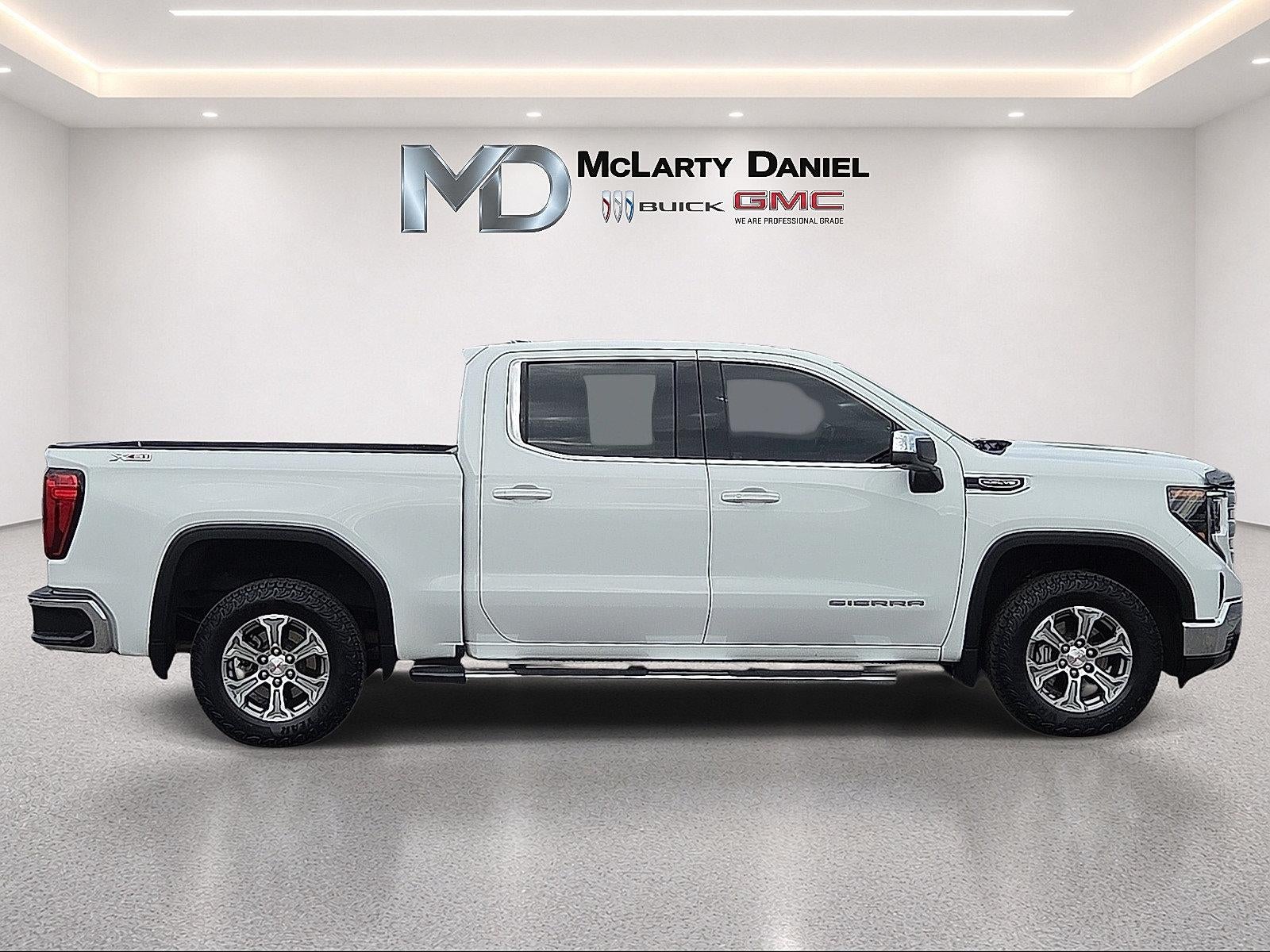 2023 GMC Sierra 1500 SLE