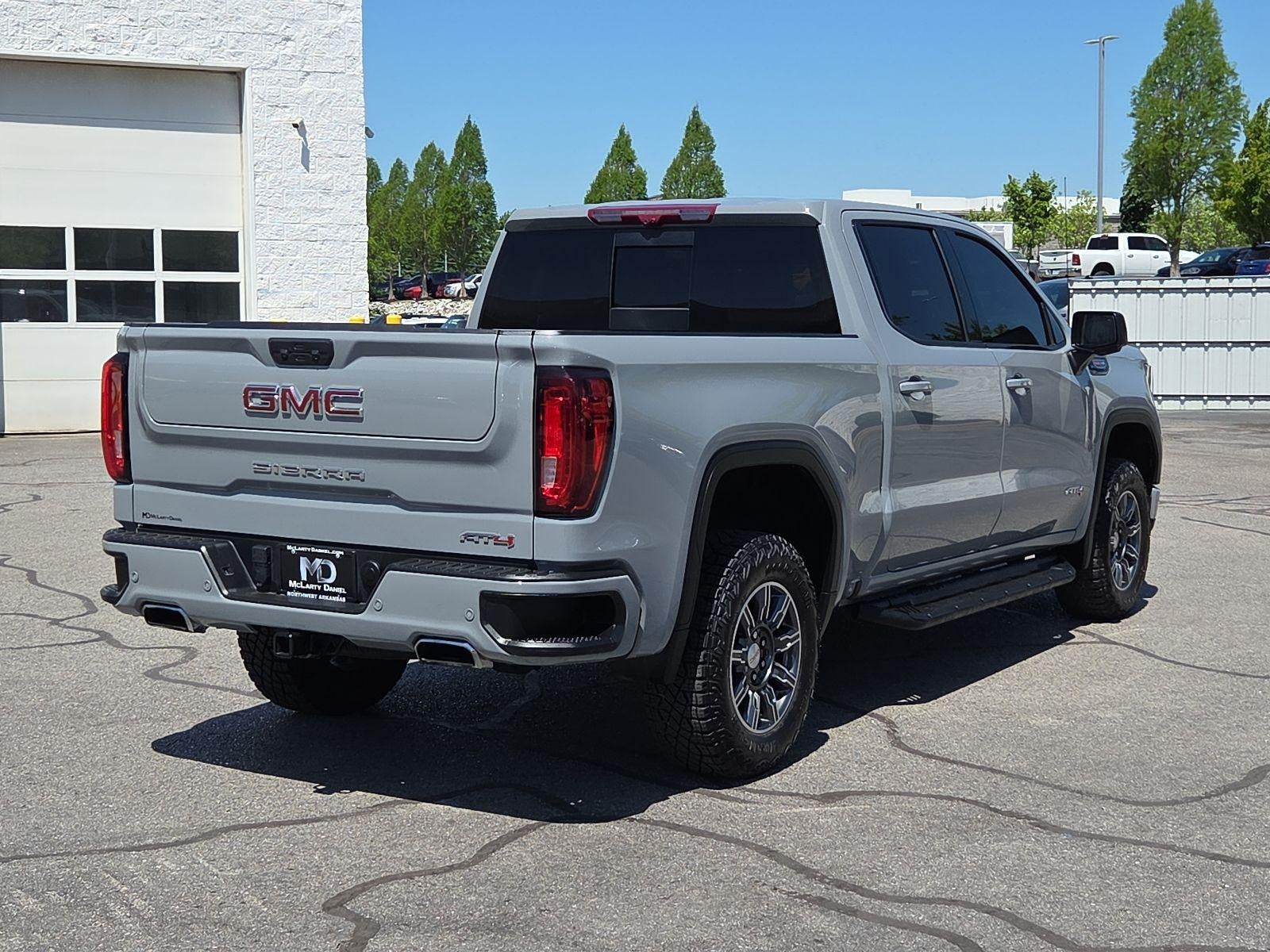 2024 GMC Sierra 1500 AT4