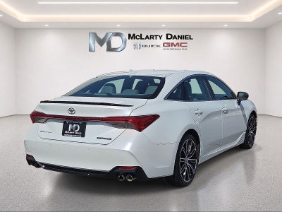2019 Toyota Avalon Touring