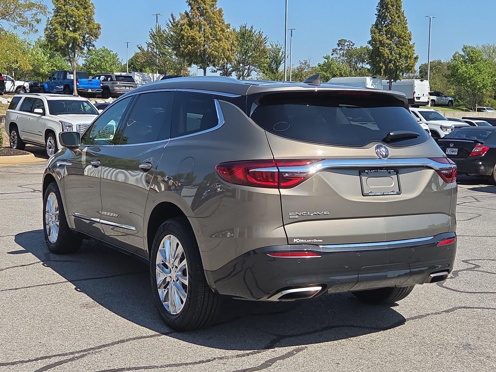 2020 Buick Enclave Essence