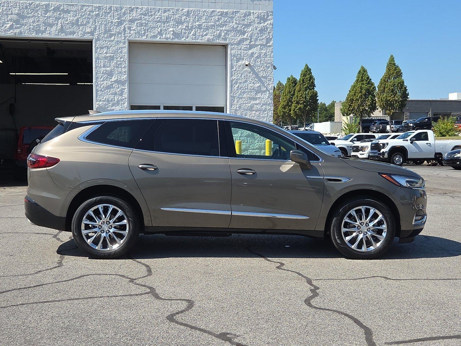 2020 Buick Enclave Essence
