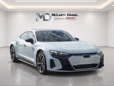 2023 Audi RS e-tron GT Base