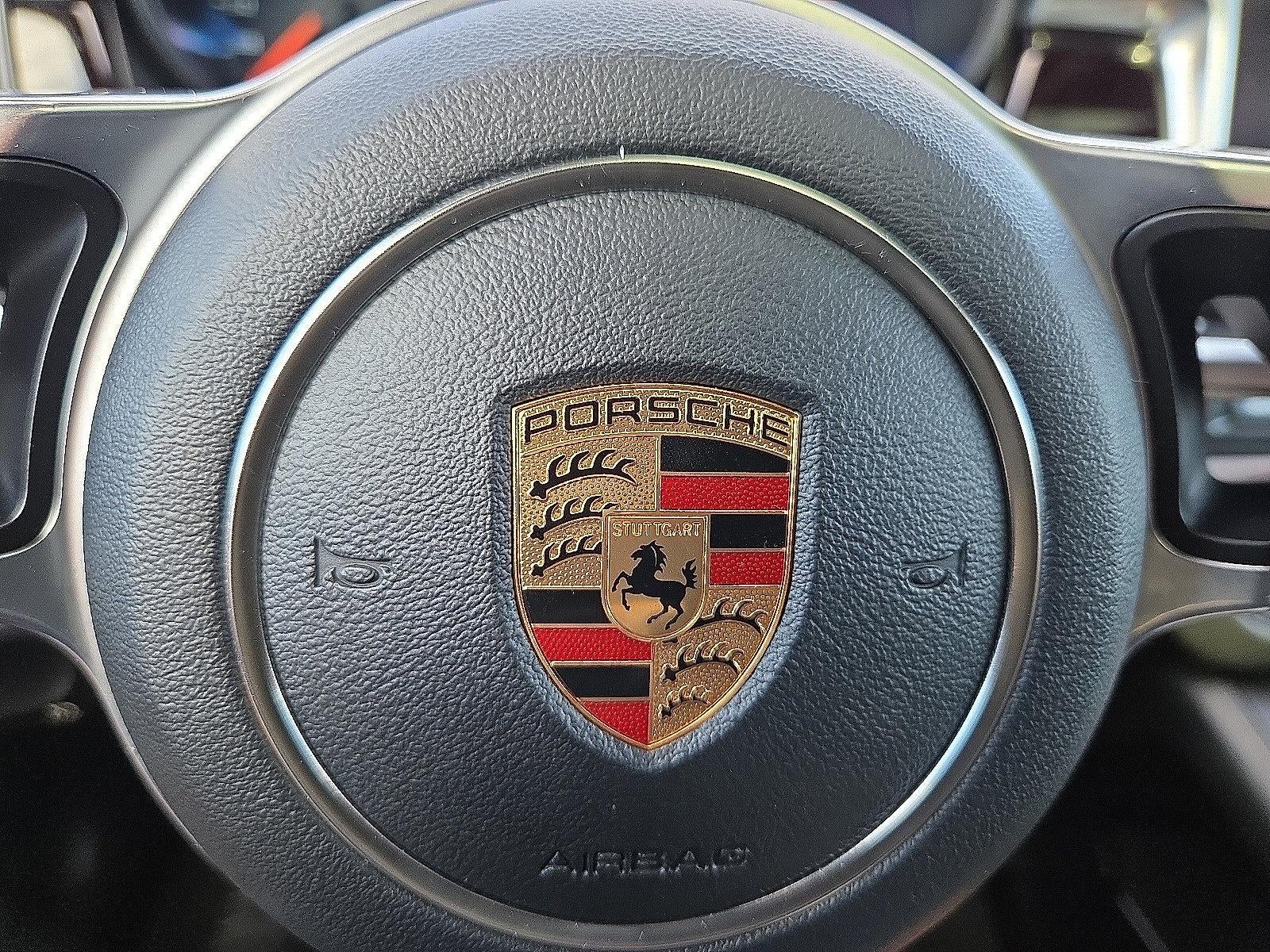 2019 Porsche Macan Base