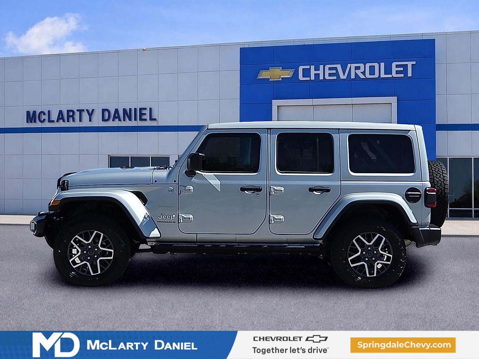 2024 Jeep Wrangler 4-Door Sahara 4x4