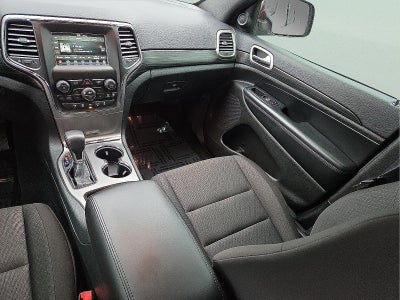 2020 Jeep Grand Cherokee Laredo E 4X2