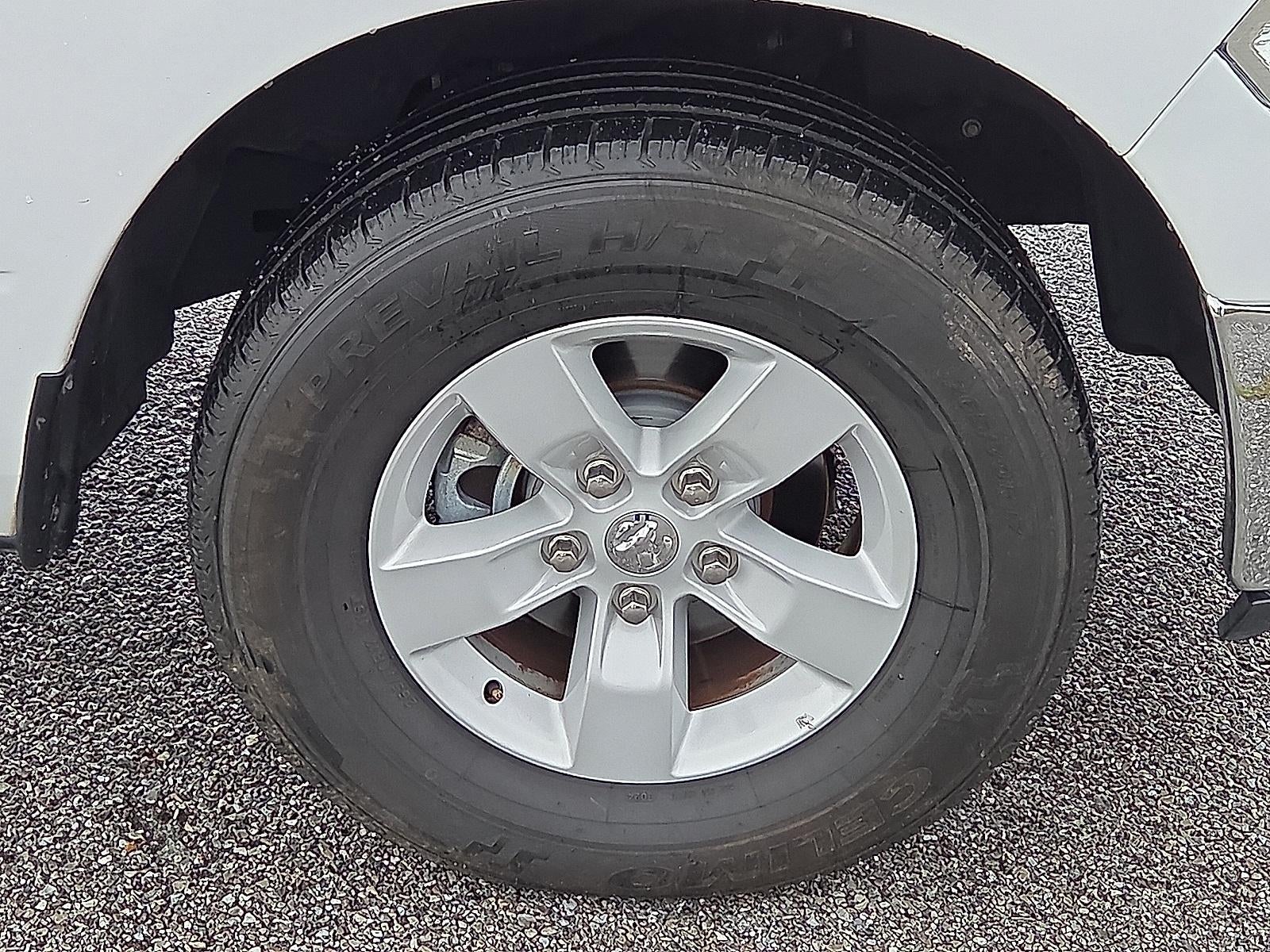 2023 RAM 1500 Classic SLT Crew Cab 4x2 5'7" Box