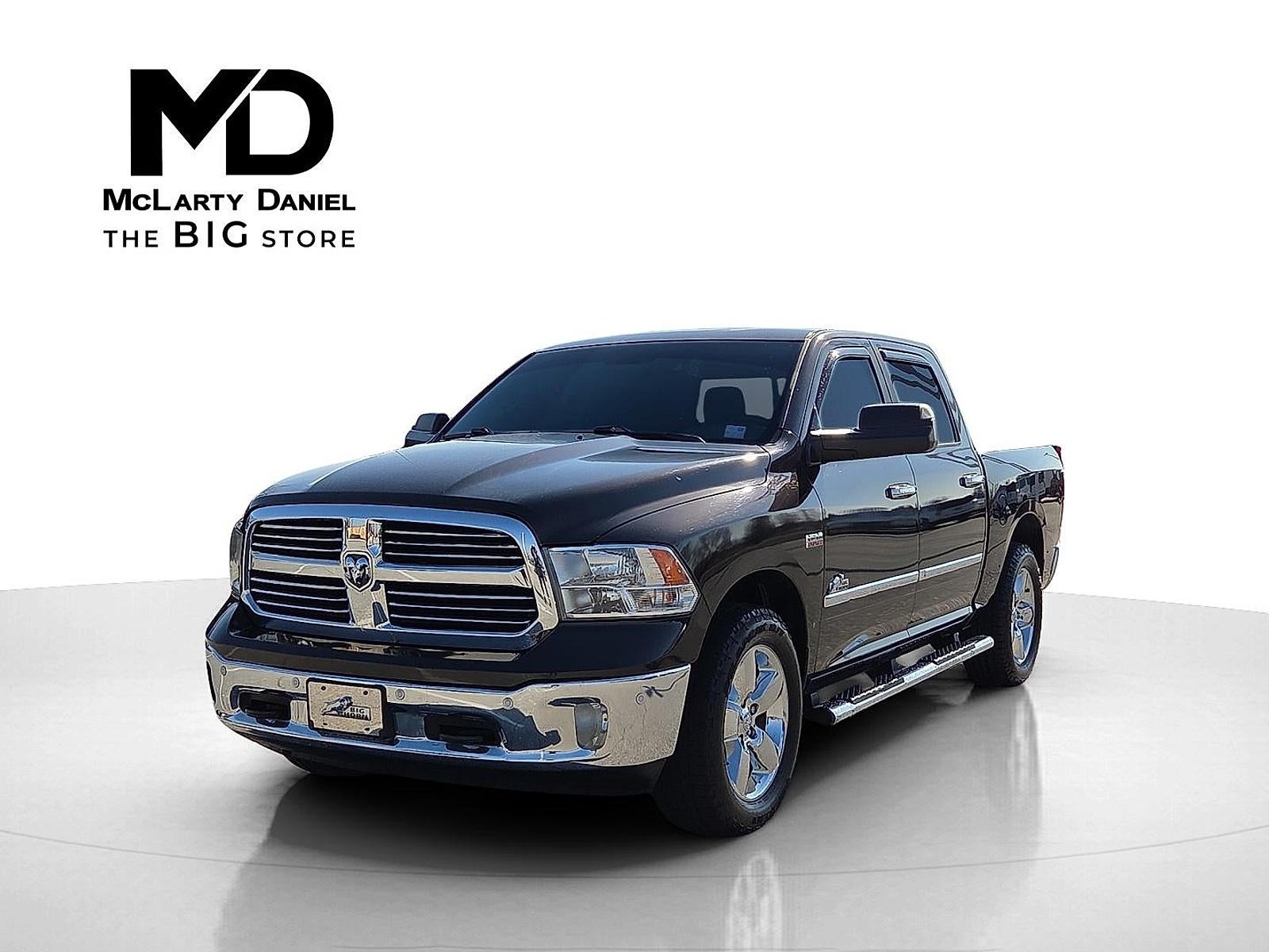 2017 RAM 1500 Big Horn Crew Cab 4x4 5'7" Box