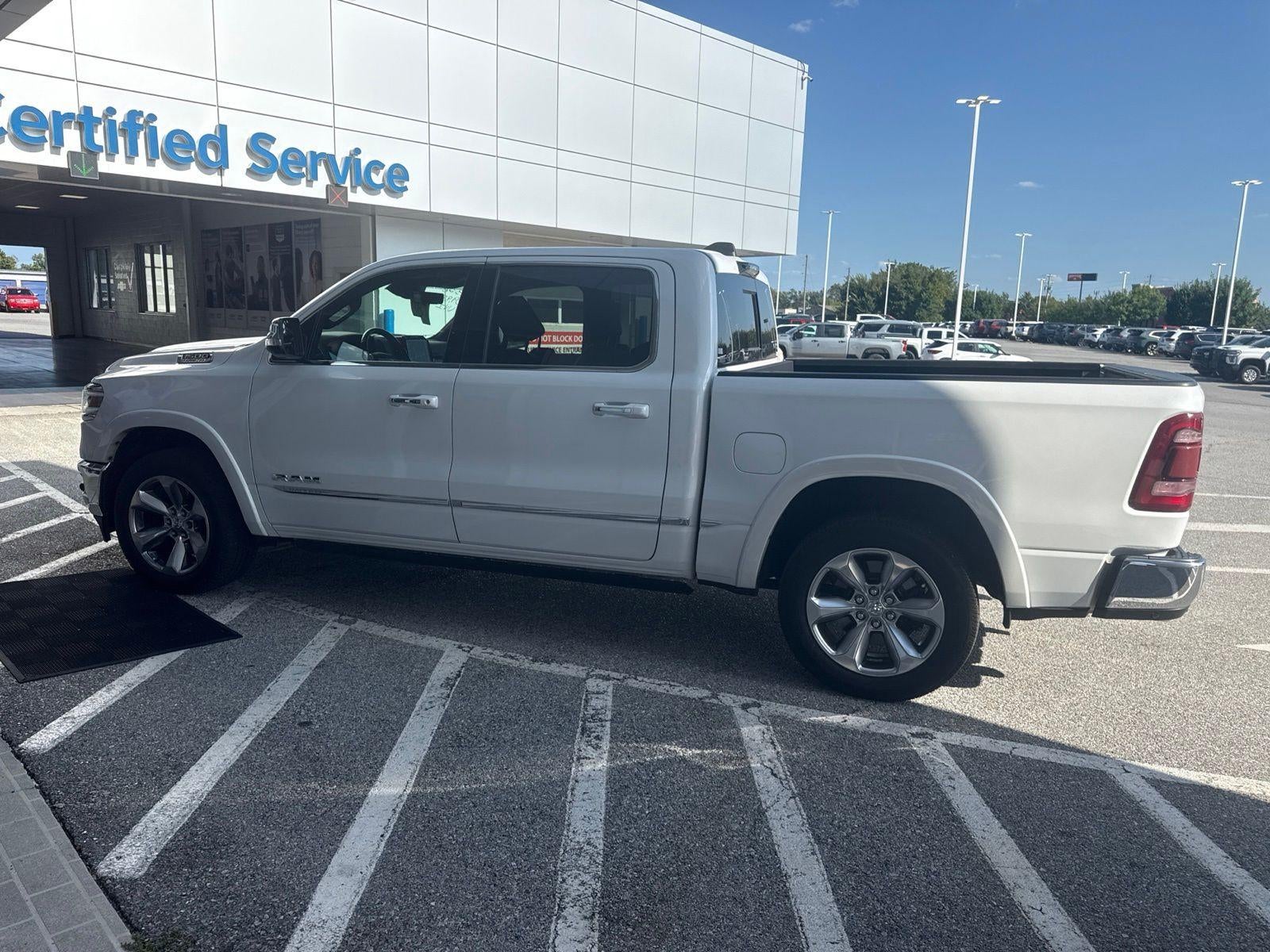 2021 RAM 1500 Limited Crew Cab 4x4 5'7" Box