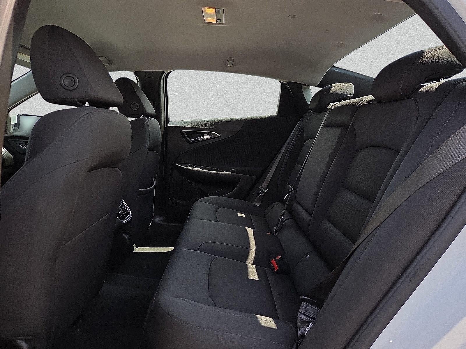 2025 Chevrolet Malibu 1LT - Photo 10