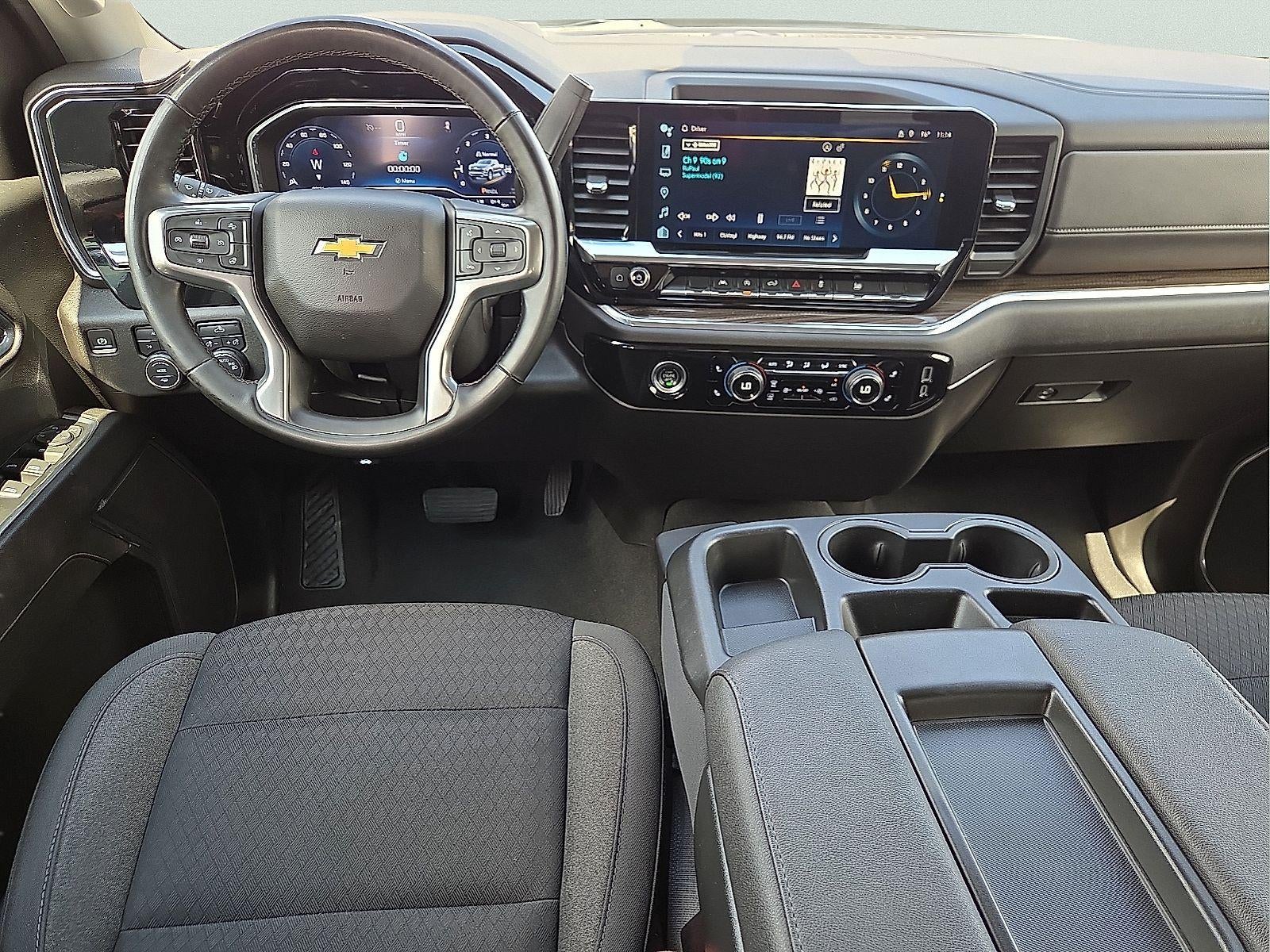 2024 Chevrolet Silverado 1500 LT - Photo 11