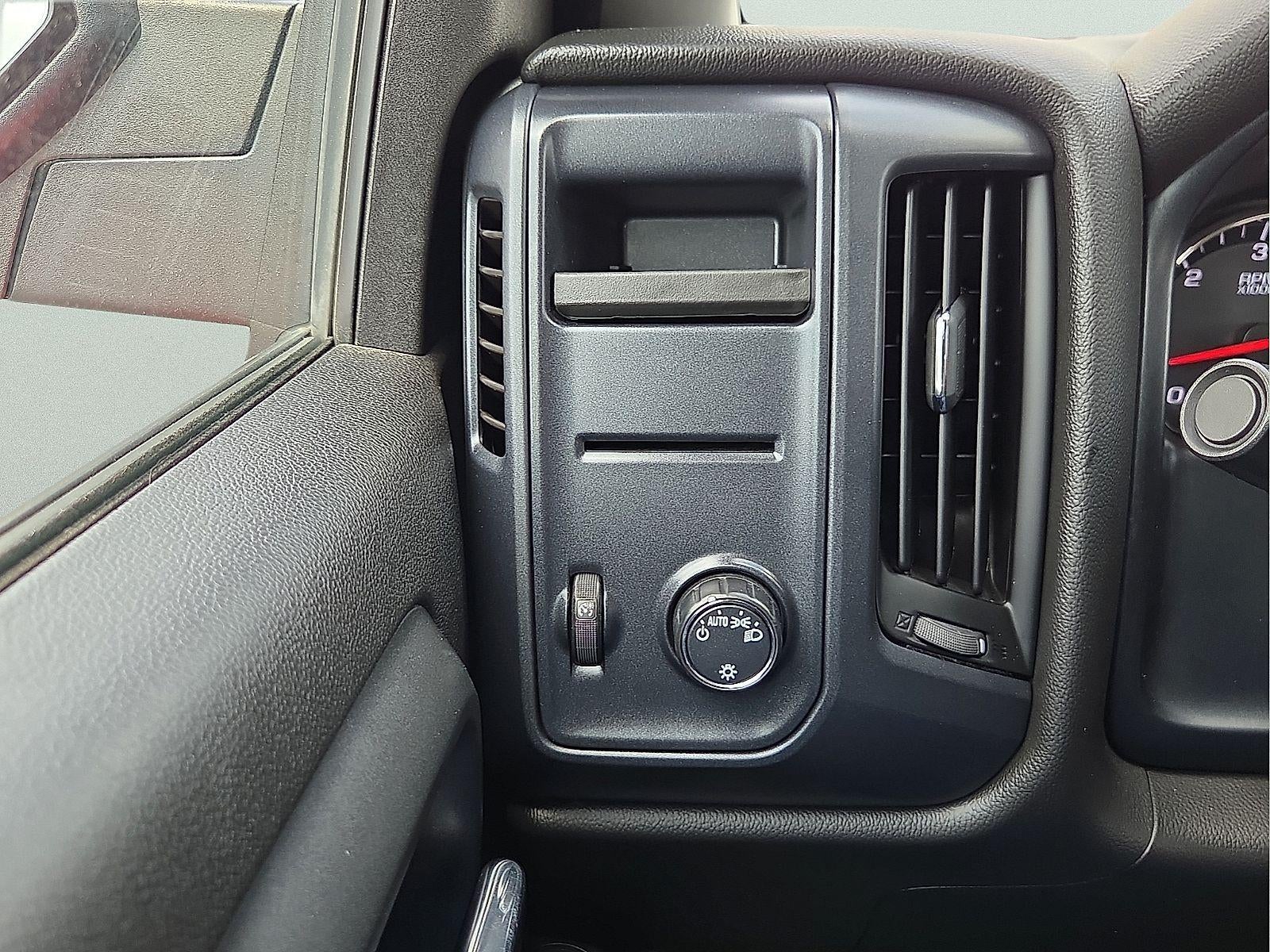2018 Chevrolet Silverado 1500 Custom