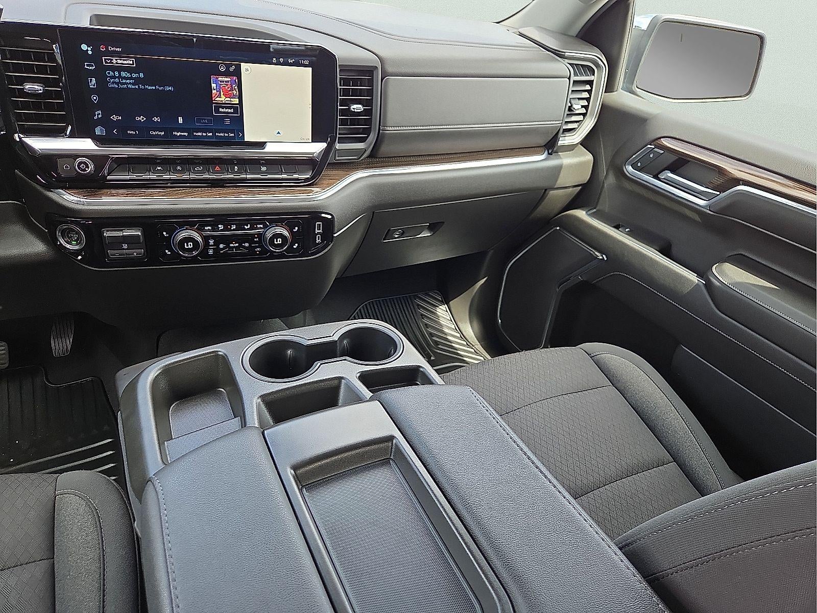 2023 Chevrolet Silverado 1500 LT - Photo 12